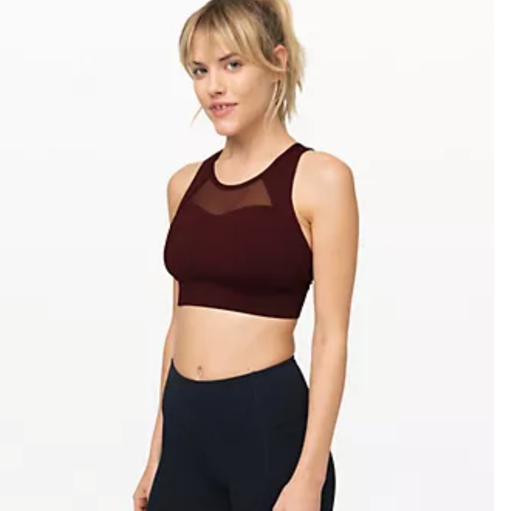 Lululemon sports bra